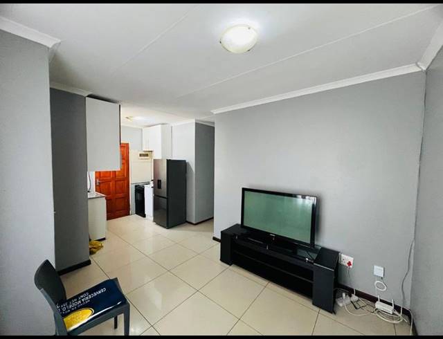 3 BEDROOM HOUSE FOR SALE IN RIVERSIDE VIEW EXT 35